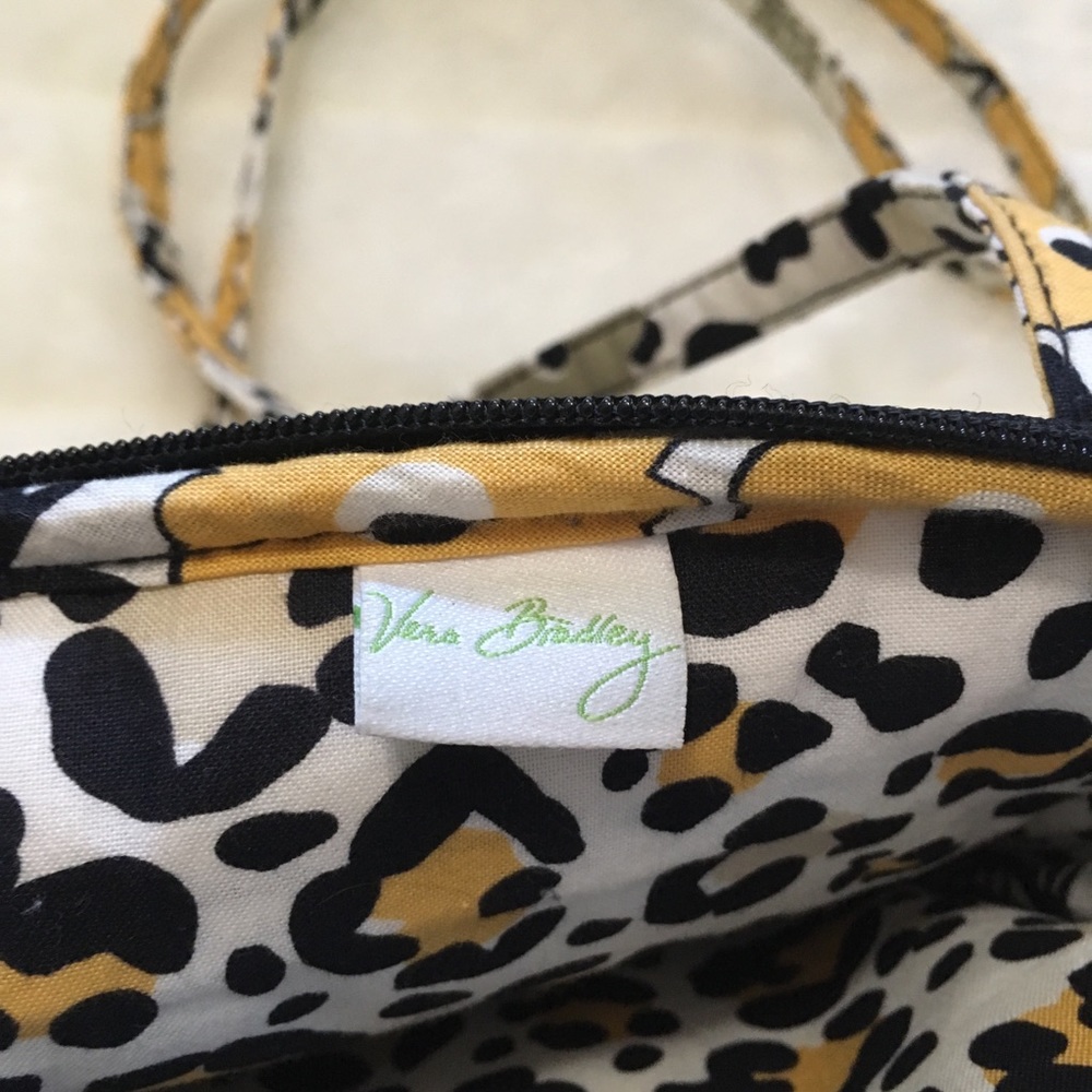 Vera Bradley CrossBody Bag - Picture 8 of 8